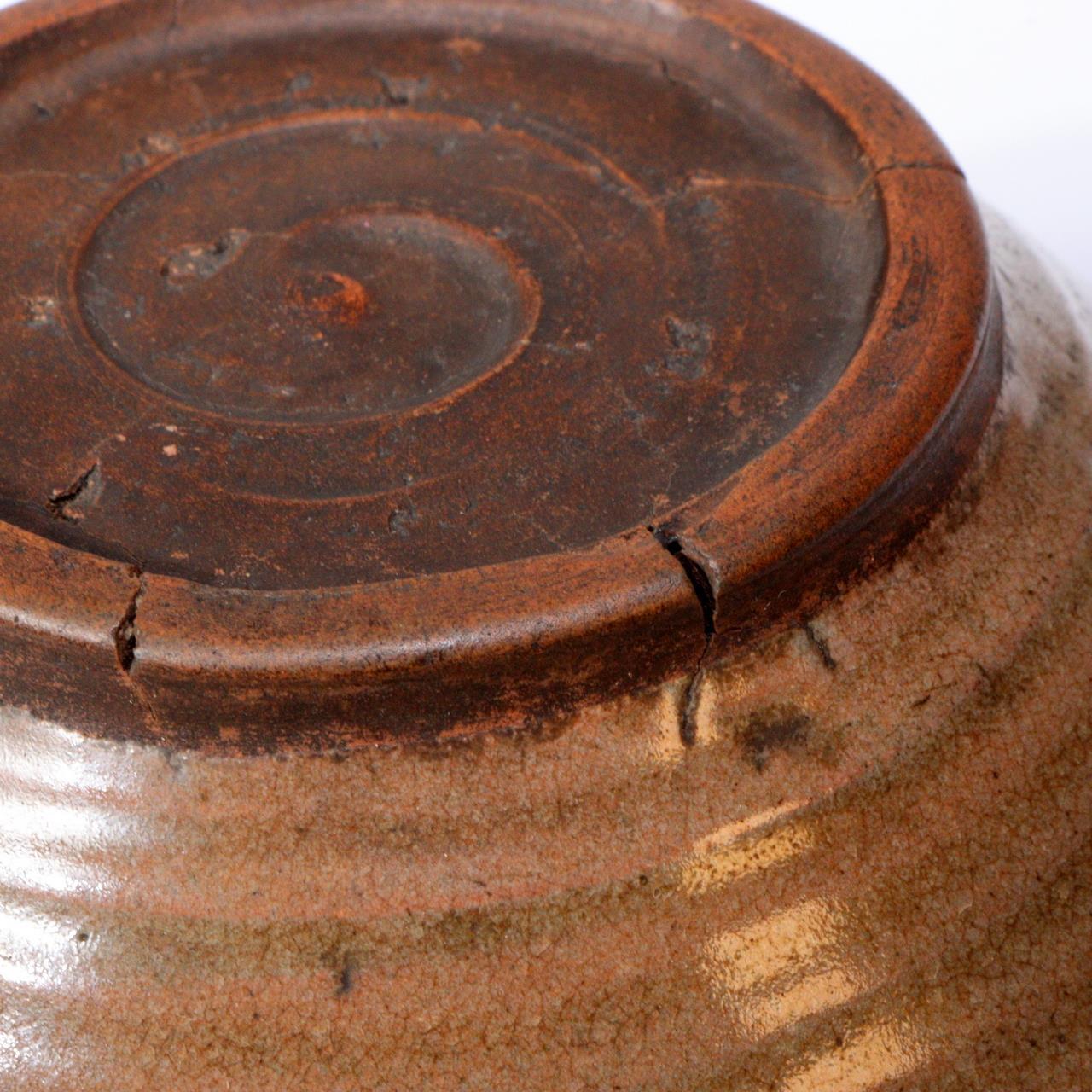 Japanese Antique Takatori ware Basin Flower-Shaped Bolw Tea Chawan pottery