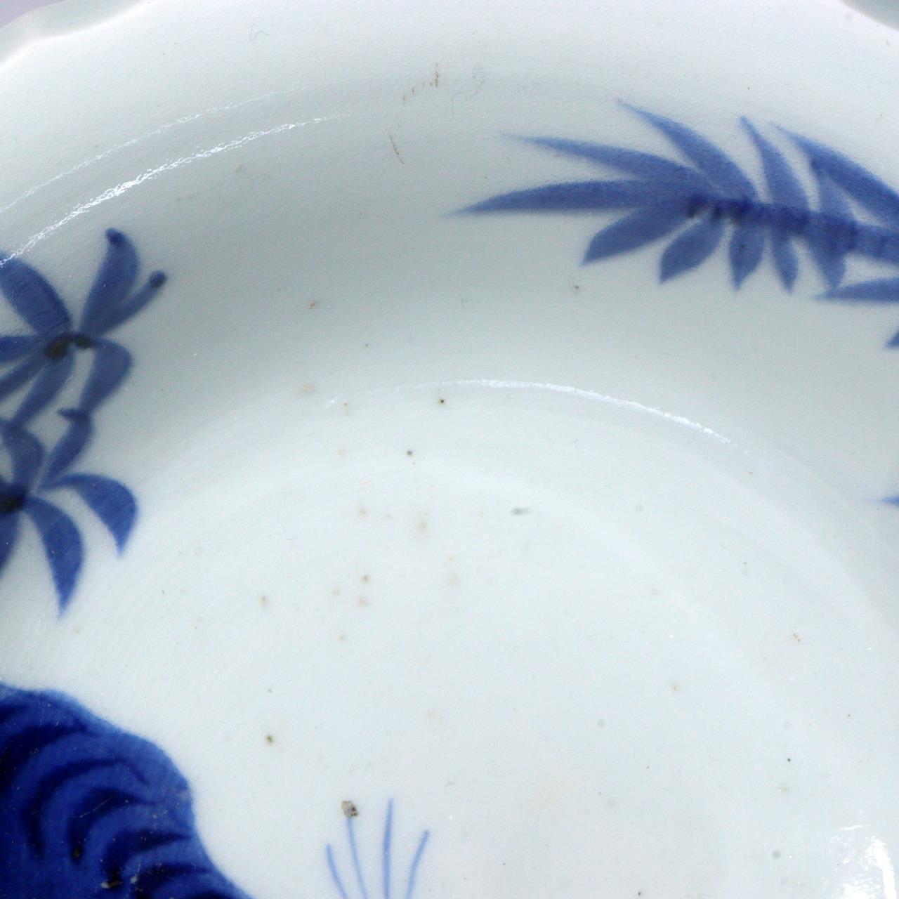 Japanese Tiger pattern Antique Porcelain Imari ware Bowl IP109