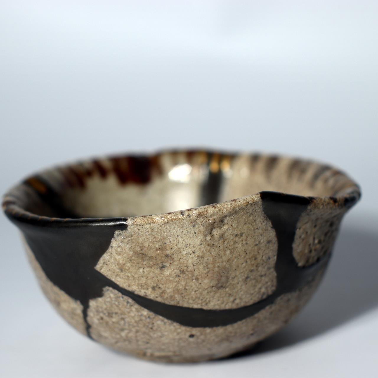 Japanese Antique Shino ware Tea Bowl Pottery Ceramic Early Edo Period w / box