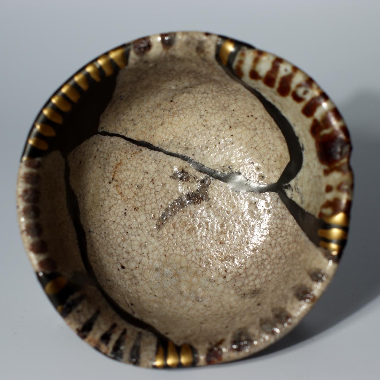 Japanese Antique Shino ware Tea Bowl Pottery Ceramic Early Edo Period w / box
