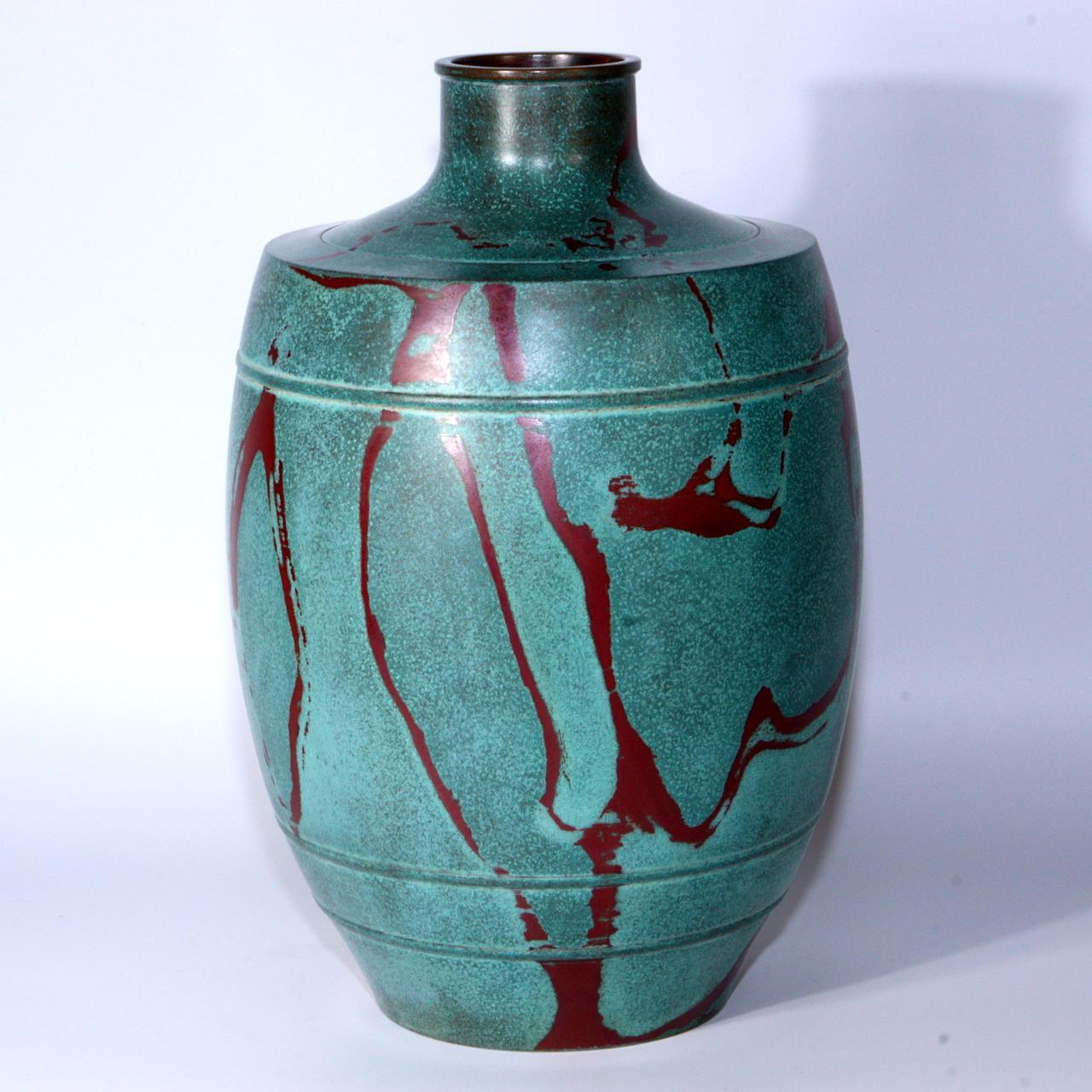 Japanese Bronze Flower Vase Takaoka doki signed w / box BV565