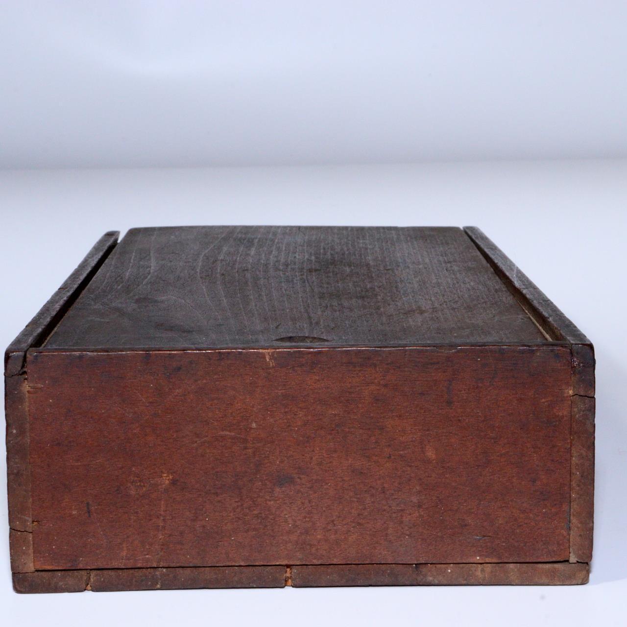 Japanese Antique wooden Karuta card game Tohoku region w / box WO351