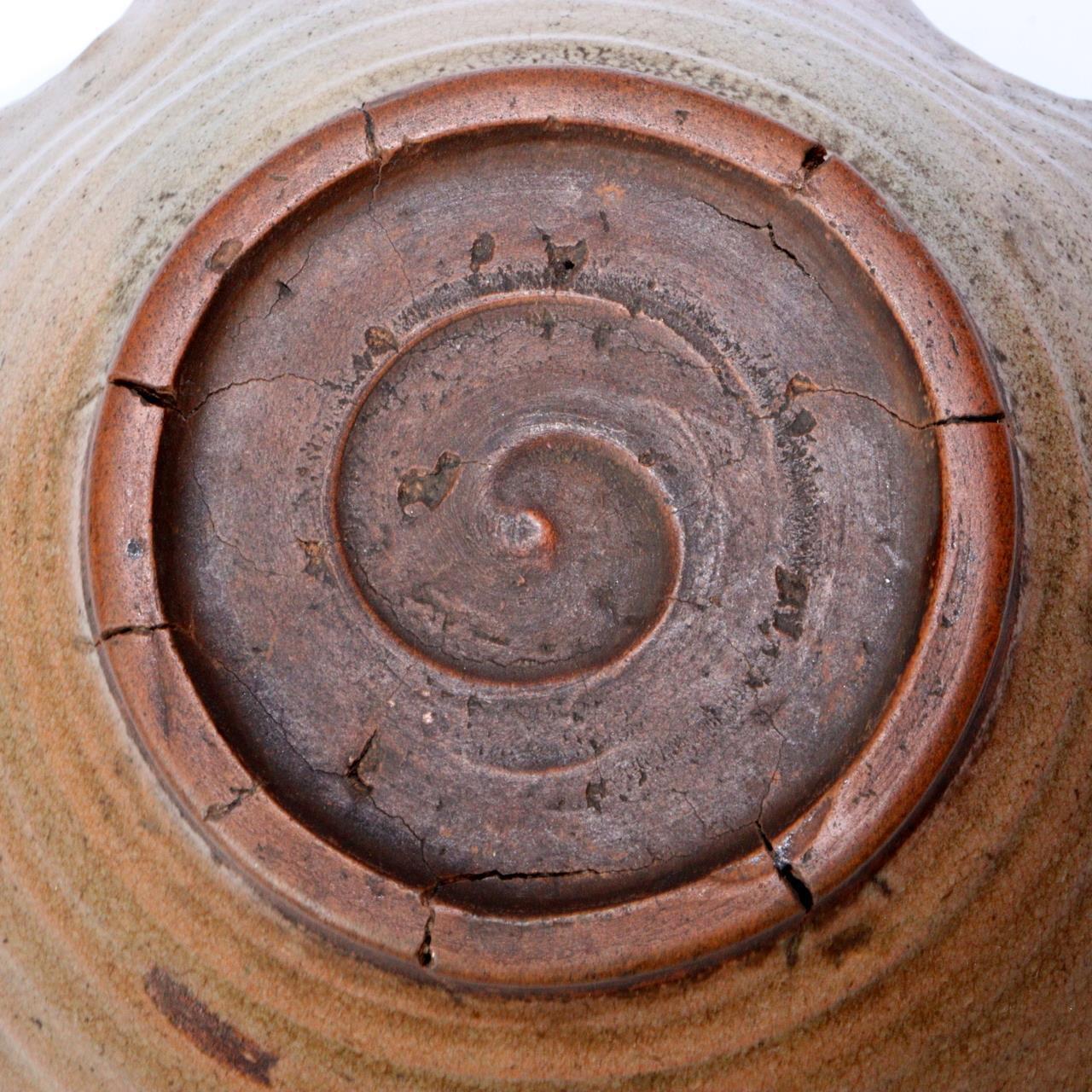 Japanese Antique Takatori ware Basin Flower-Shaped Bolw Tea Chawan pottery