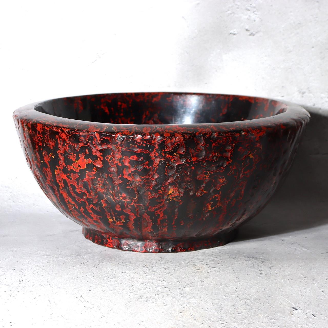 Vintage Large Japanese Aizu Lacquerware Wood Bowl Mottled Red & Black