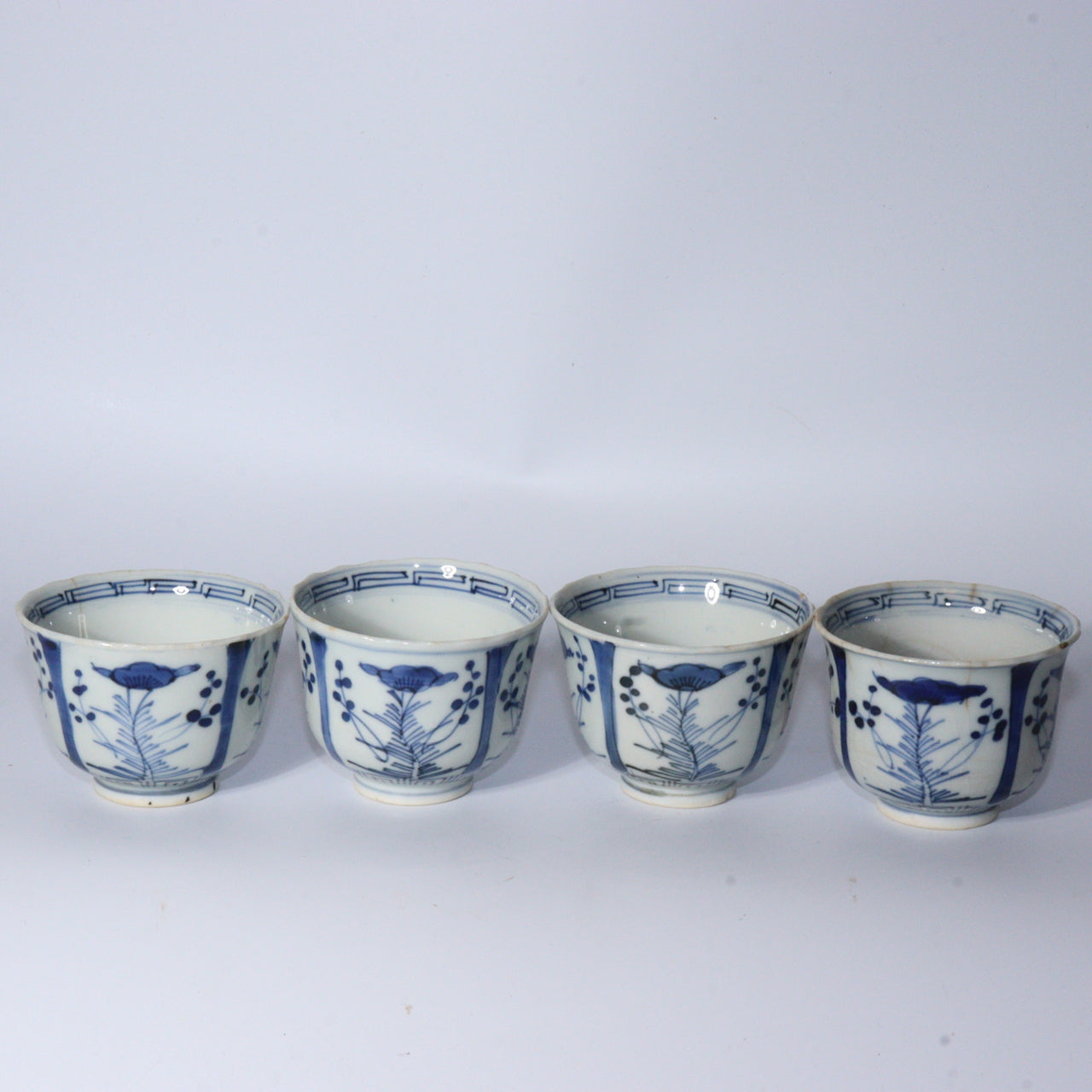 Antique Japanese Blue & White Porcelain Cups - Reference Pieces Soba choko IP112
