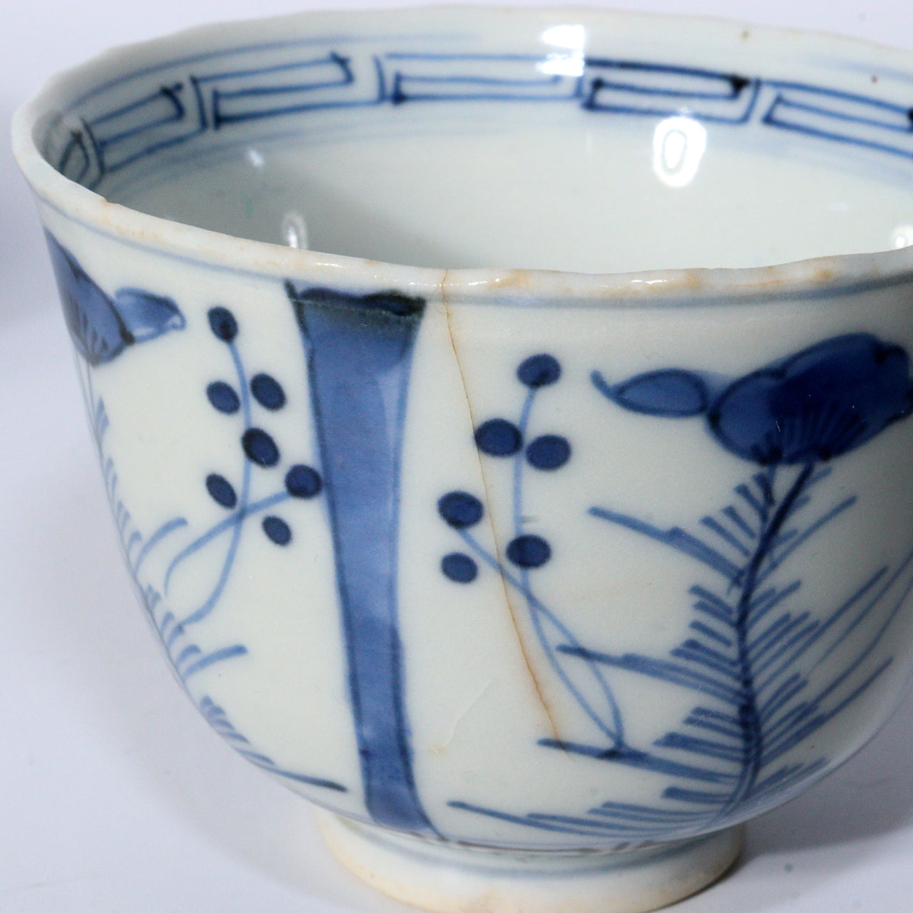 Antique Japanese Blue & White Porcelain Cups - Reference Pieces Soba choko IP112