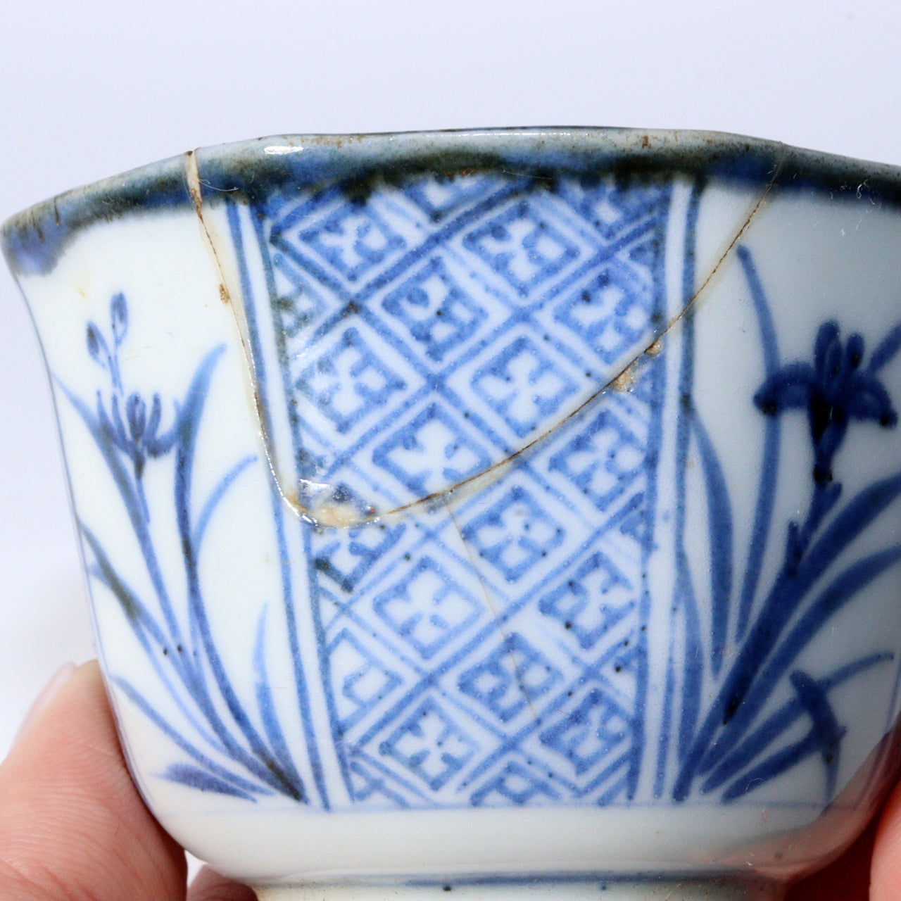 Antique Japanese Blue & White Porcelain Cups - Reference Pieces Soba choko IP112