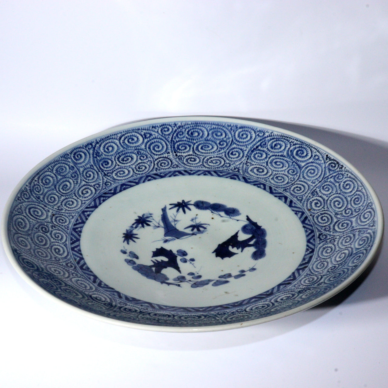 Large 18.1 Antique Japanese Imari Plate Octopus Vine Takokarakusa Pattern IP117