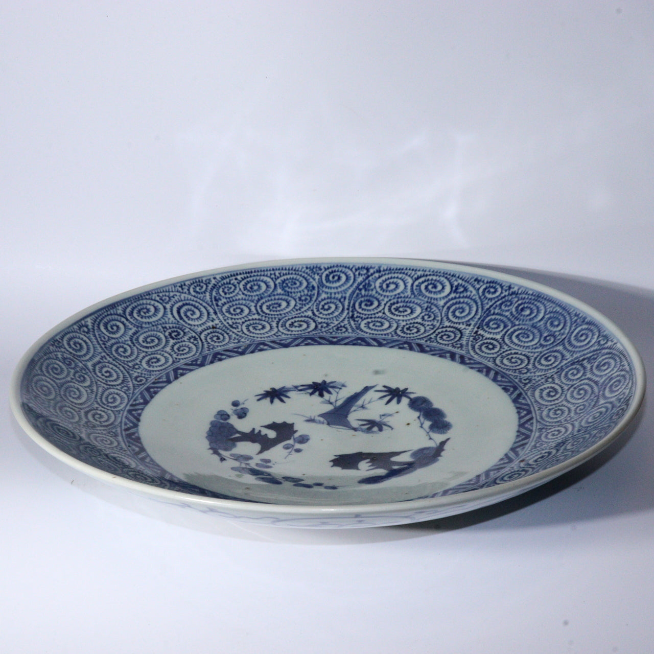 Large 18.1 Antique Japanese Imari Plate Octopus Vine Takokarakusa Pattern IP117
