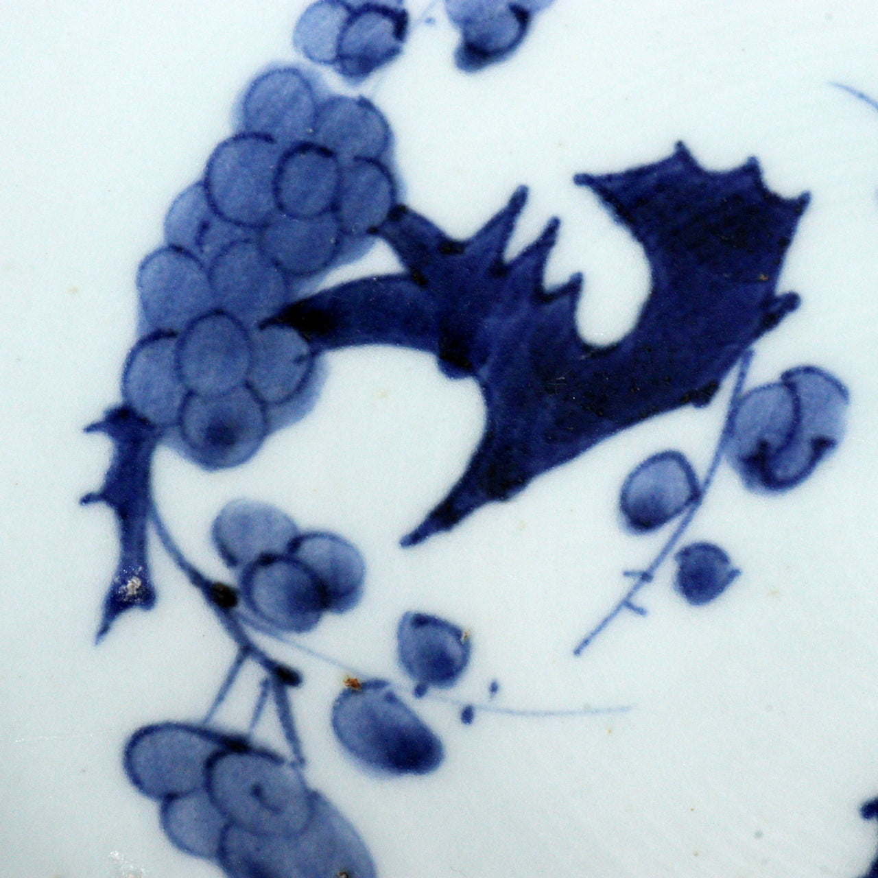 Large 18.1 Antique Japanese Imari Plate Octopus Vine Takokarakusa Pattern IP117