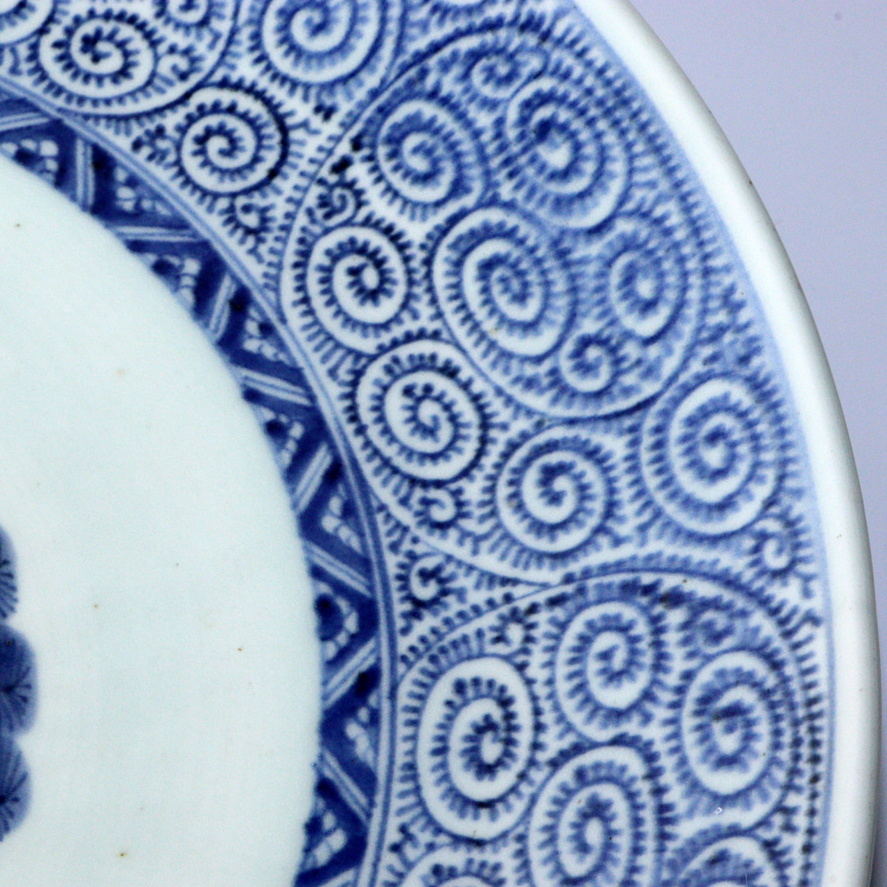 Large 18.1 Antique Japanese Imari Plate Octopus Vine Takokarakusa Pattern IP117
