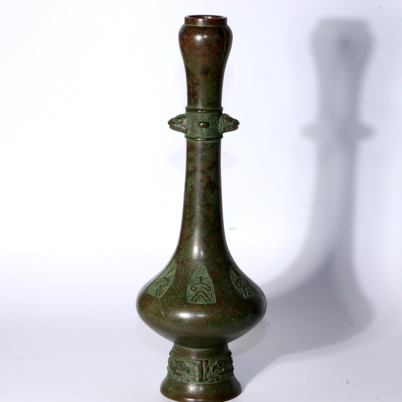 Japanese Bronze flower vase Ichinose Soushin signed w / box BV595