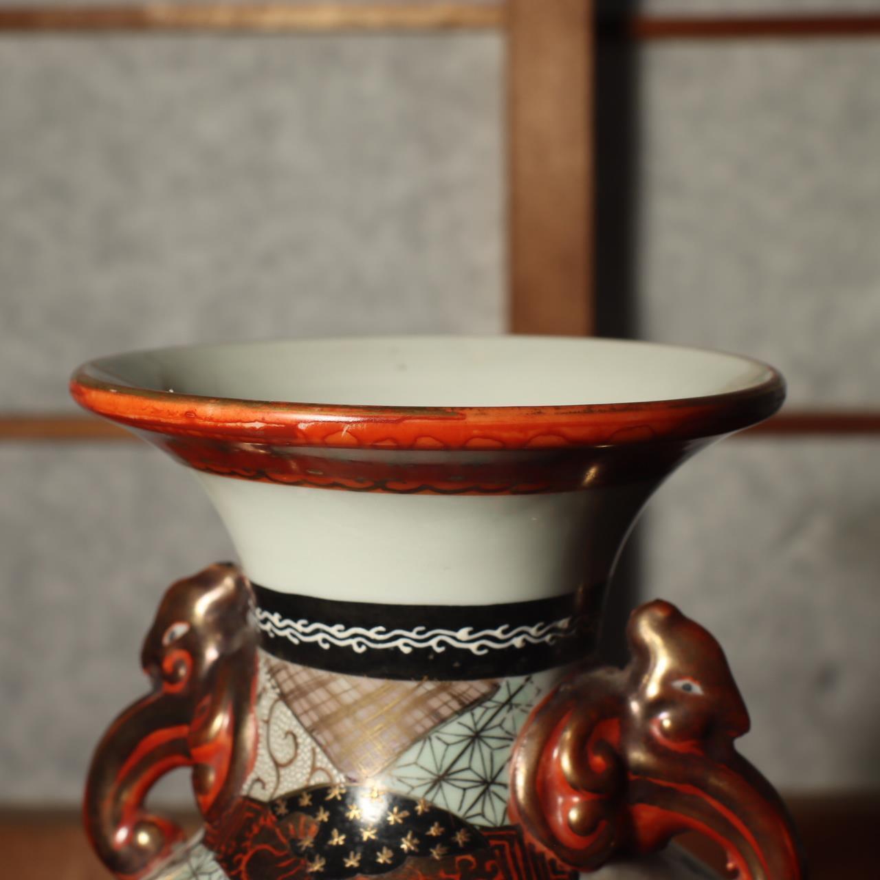 Japanese Antique Kutani vase flower porcelain Kaga Ishikawa Late Meiji PV197