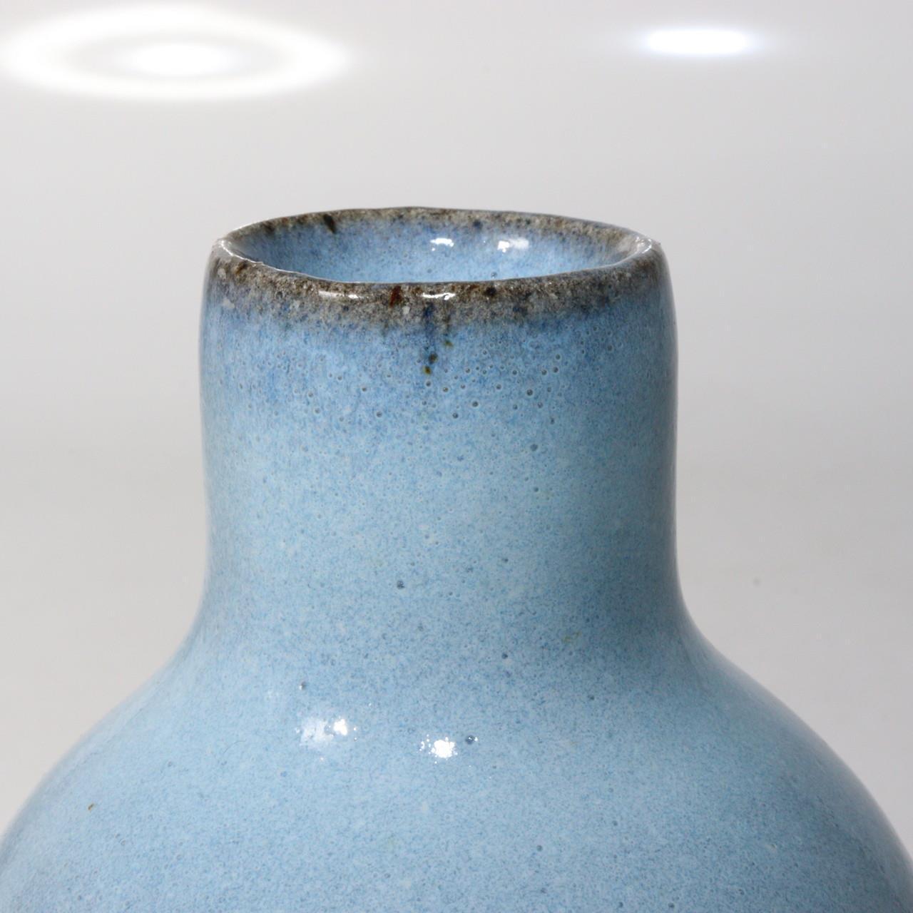 Japanese Pottery Ceramic blue glazed Miyashita Zenji sake cup signed w / box