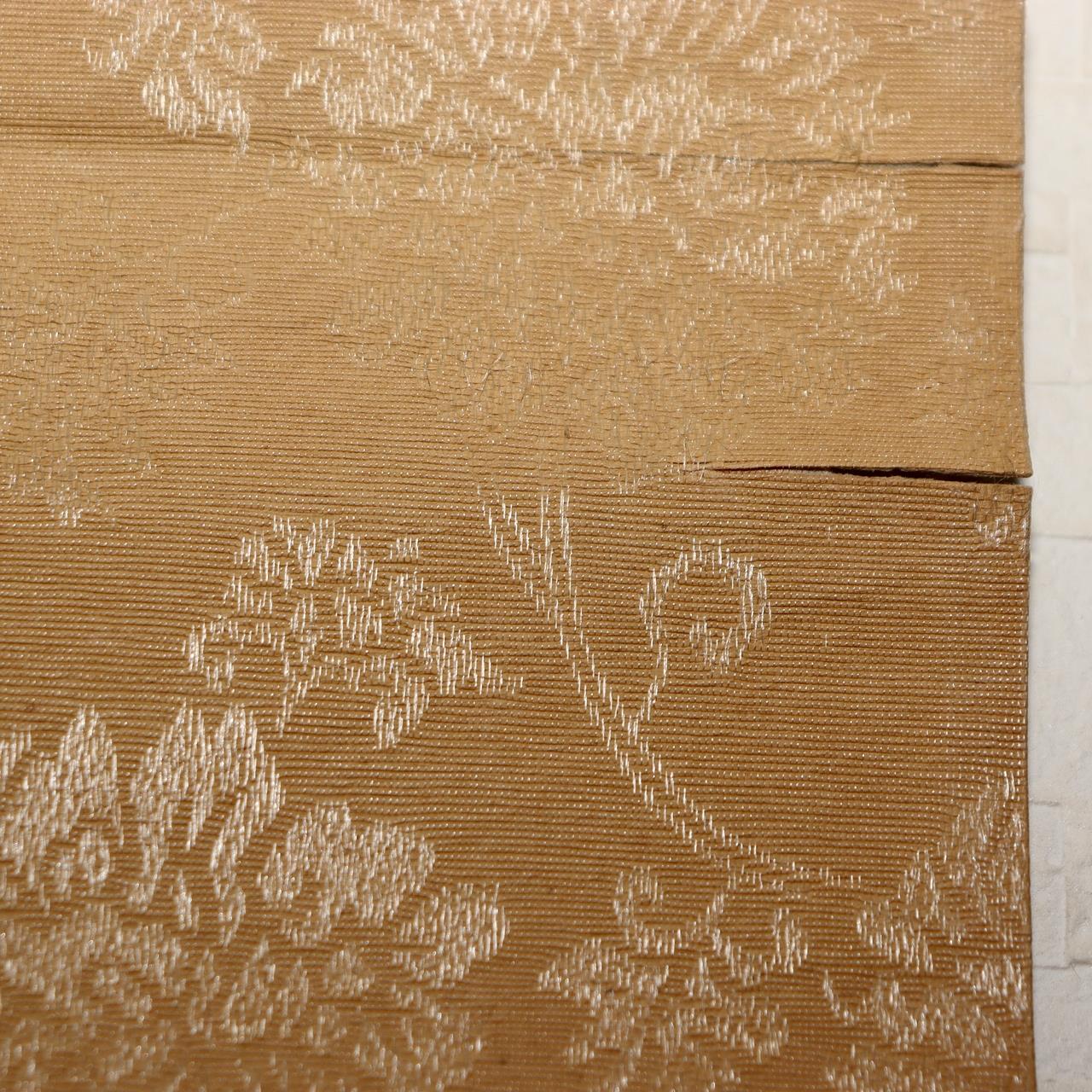 Japanese Hanging Scroll Kakejiku Tiger Painting on Silk with Signed Box ASO40822