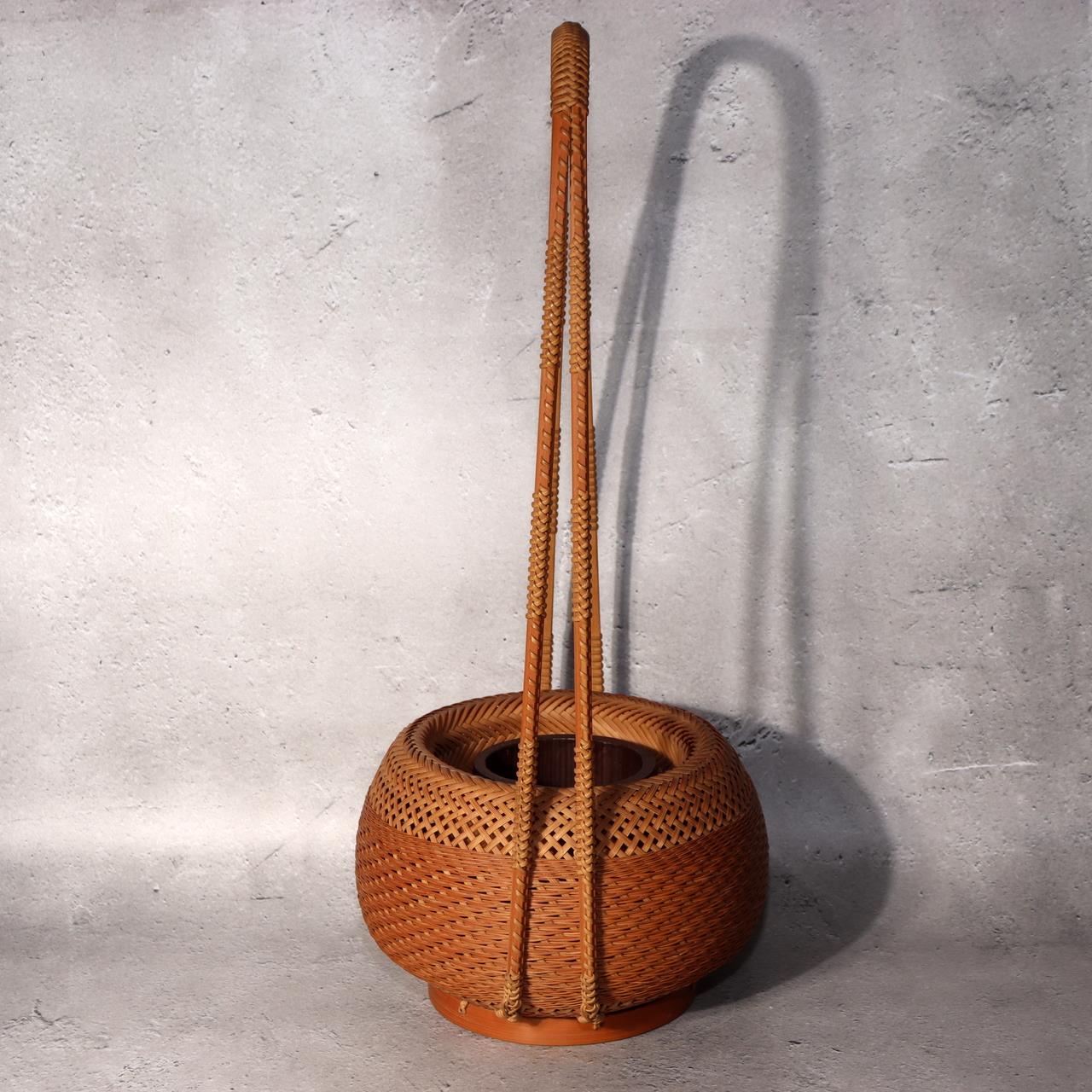 Japanese Bamboo Flower Basket Hanakago Vase Keizo Yagisawa Signed Artist BVO6413