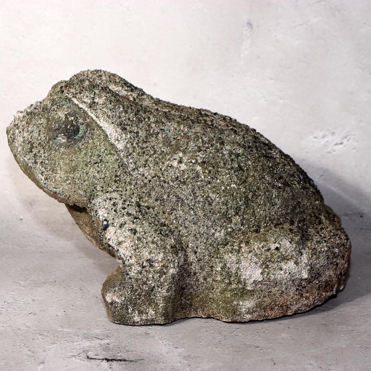 Japanese Garden Frog Ornament Vintage Cement Stone Sculpture Outdoor Decor1