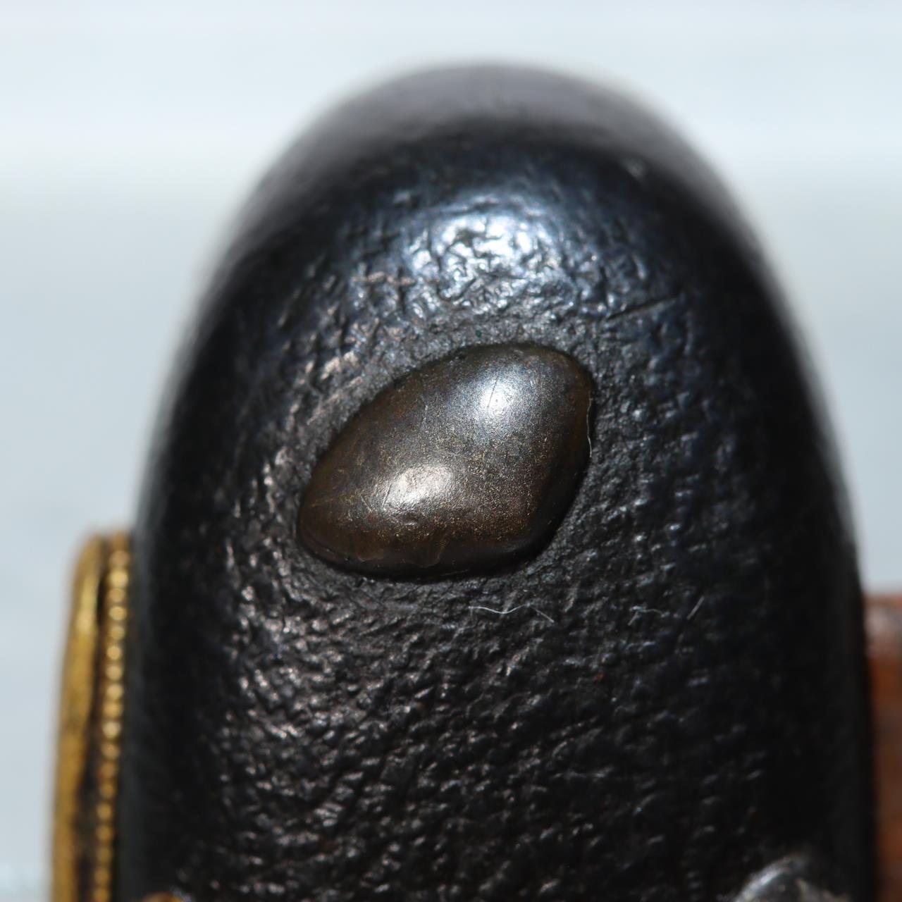 Japanese Edo Period Sword Fitting Kashira Bronze Shell Design Tsuba Part VG4066