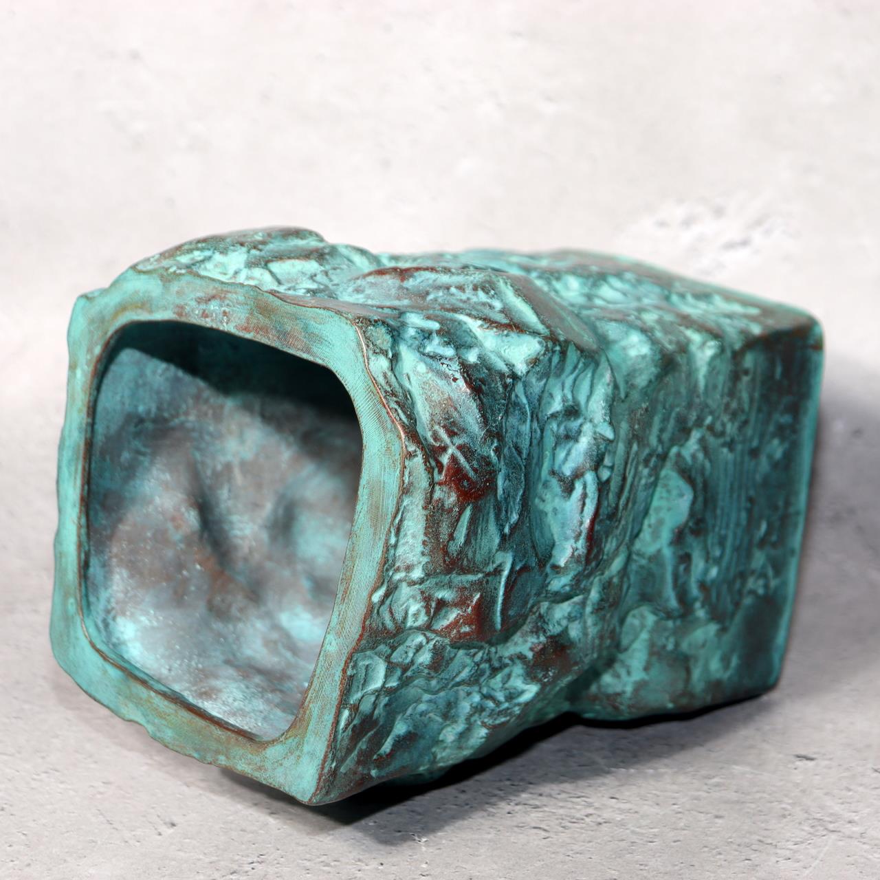 Japanese Bronze Vase Shiraishi Masayoshi Textured Green Patina with Box BV69014