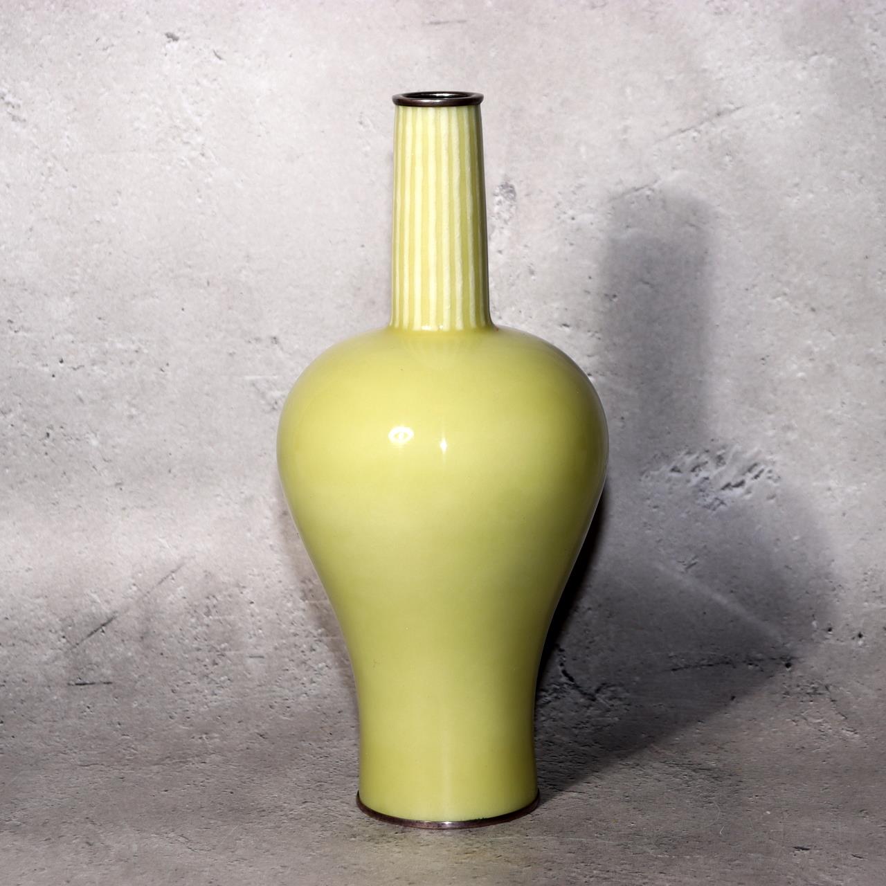 Japanese Ando Cloisonne Vase Yellow Ougyoku Glaze Silver Rim Signed w / Box1