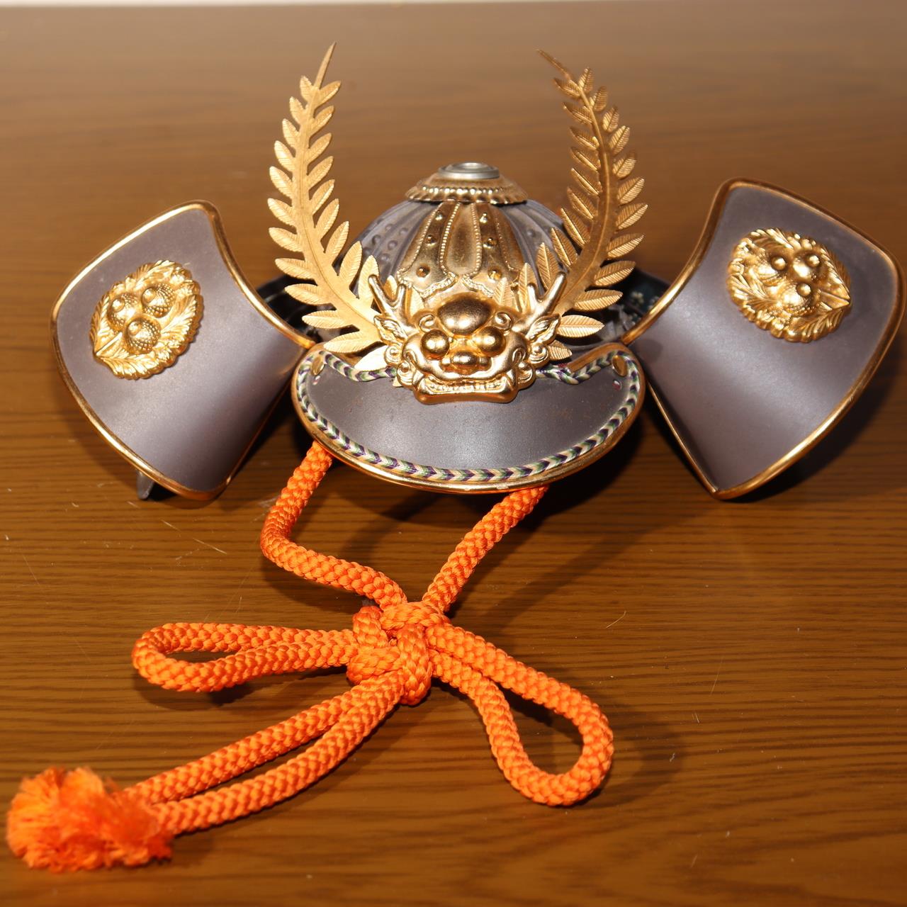 Japanese Samurai Kabuto Helmet Ornament with Stand & Black lacquer Box