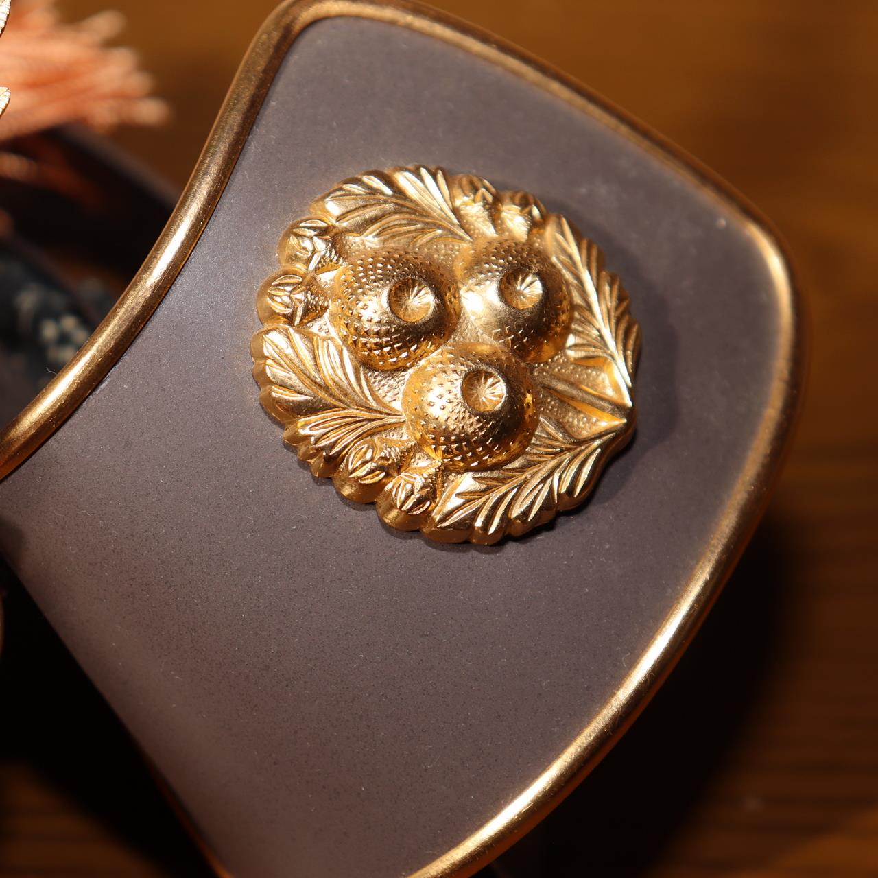 Japanese Samurai Kabuto Helmet Ornament with Stand & Black lacquer Box May Doll12