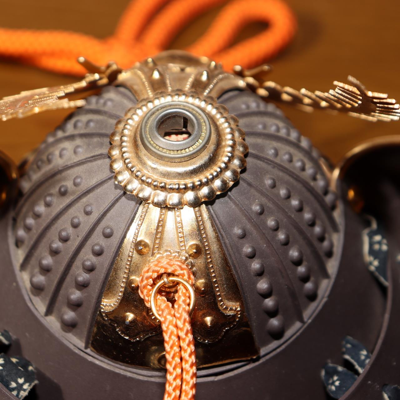 Japanese Samurai Kabuto Helmet Ornament with Stand & Black lacquer Box May Doll14