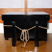 Japanese Samurai Kabuto Helmet Ornament with Stand & Black lacquer Box May Doll4