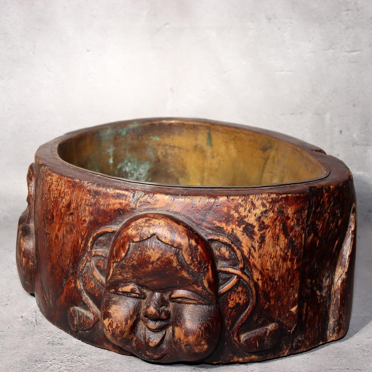 Japanese Wooden Hibachi Brazier Hand-Carved Cat, Lion, Daruma & Noh Mask WO4853