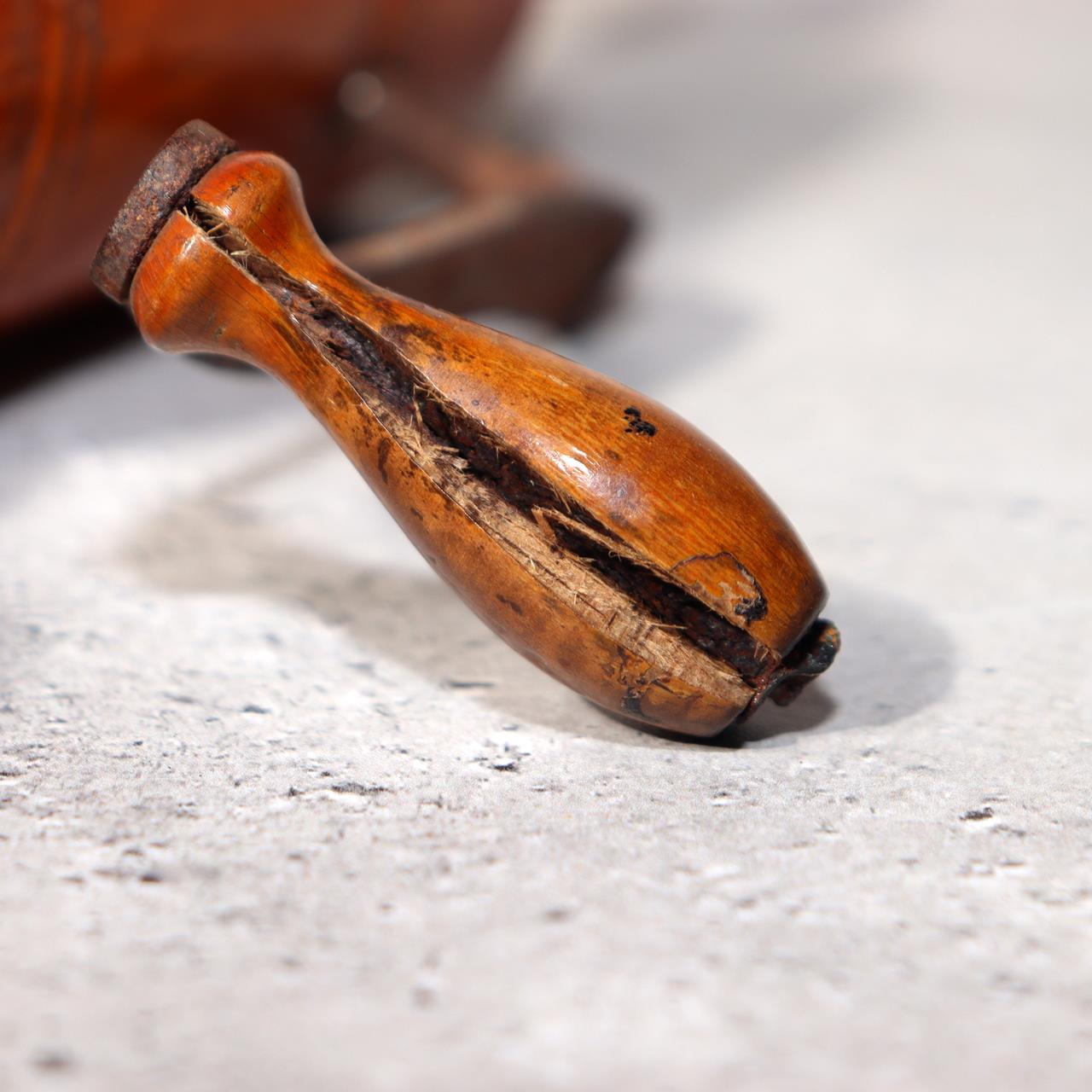 Japanese Vintage Wooden Hand Crank Tool Manual Massager Showa Era Craft VG4106
