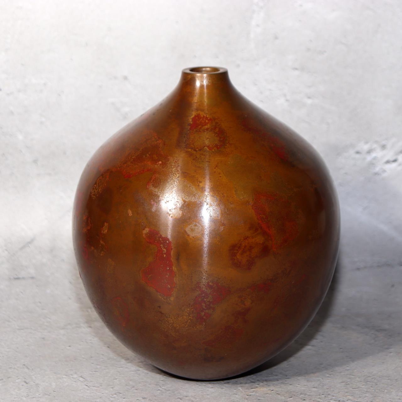 Japanese Bronze Flower Vase by Yoshihisa Hasegawa Signed with Box BV6964