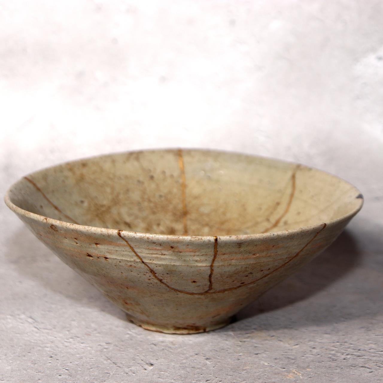 Antique Korean Goryeo Celadon Tea Bowl Kintsugi Repair Small Chawan Joseon1
