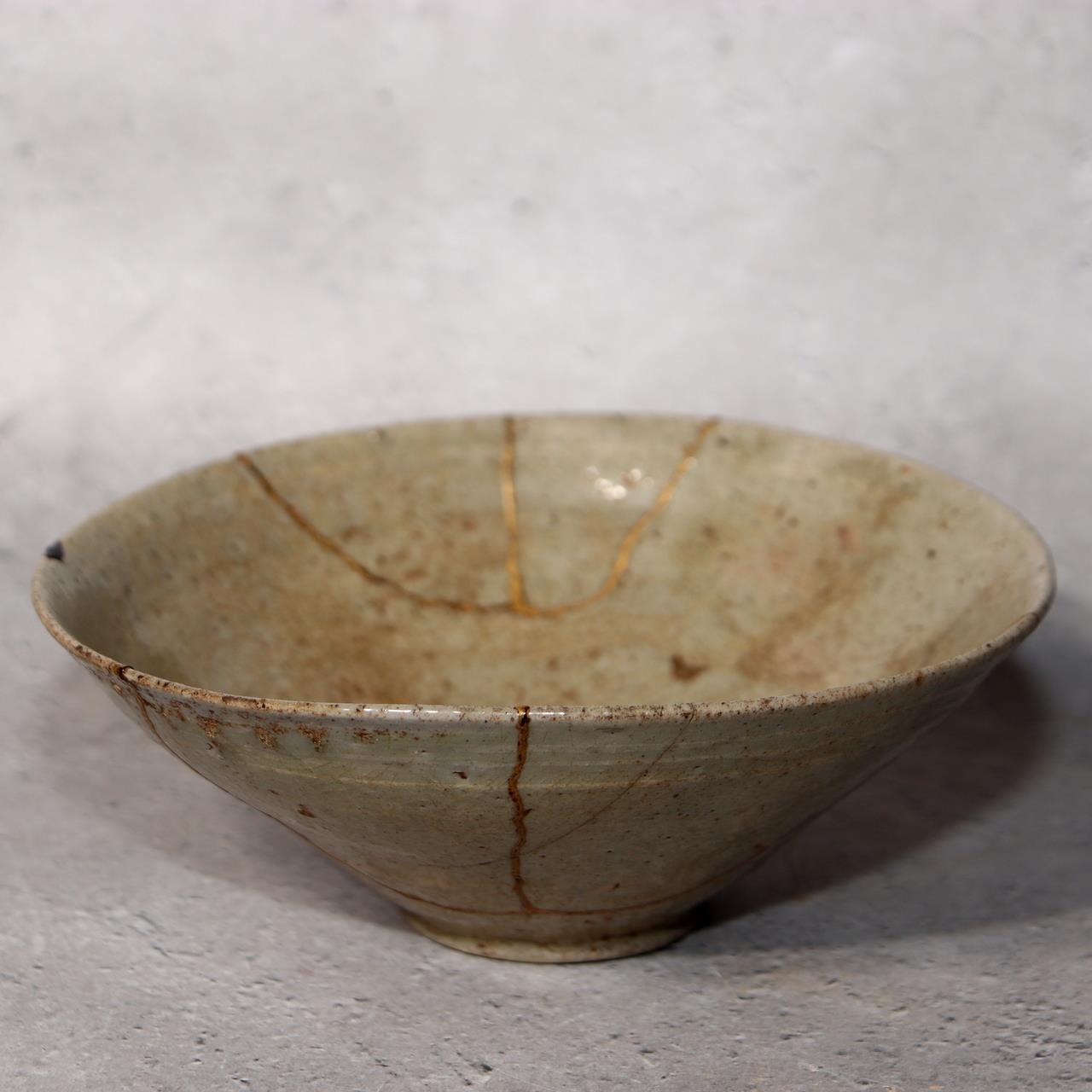 Antique Korean Goryeo Celadon Tea Bowl Kintsugi Repair Small Chawan Joseon3