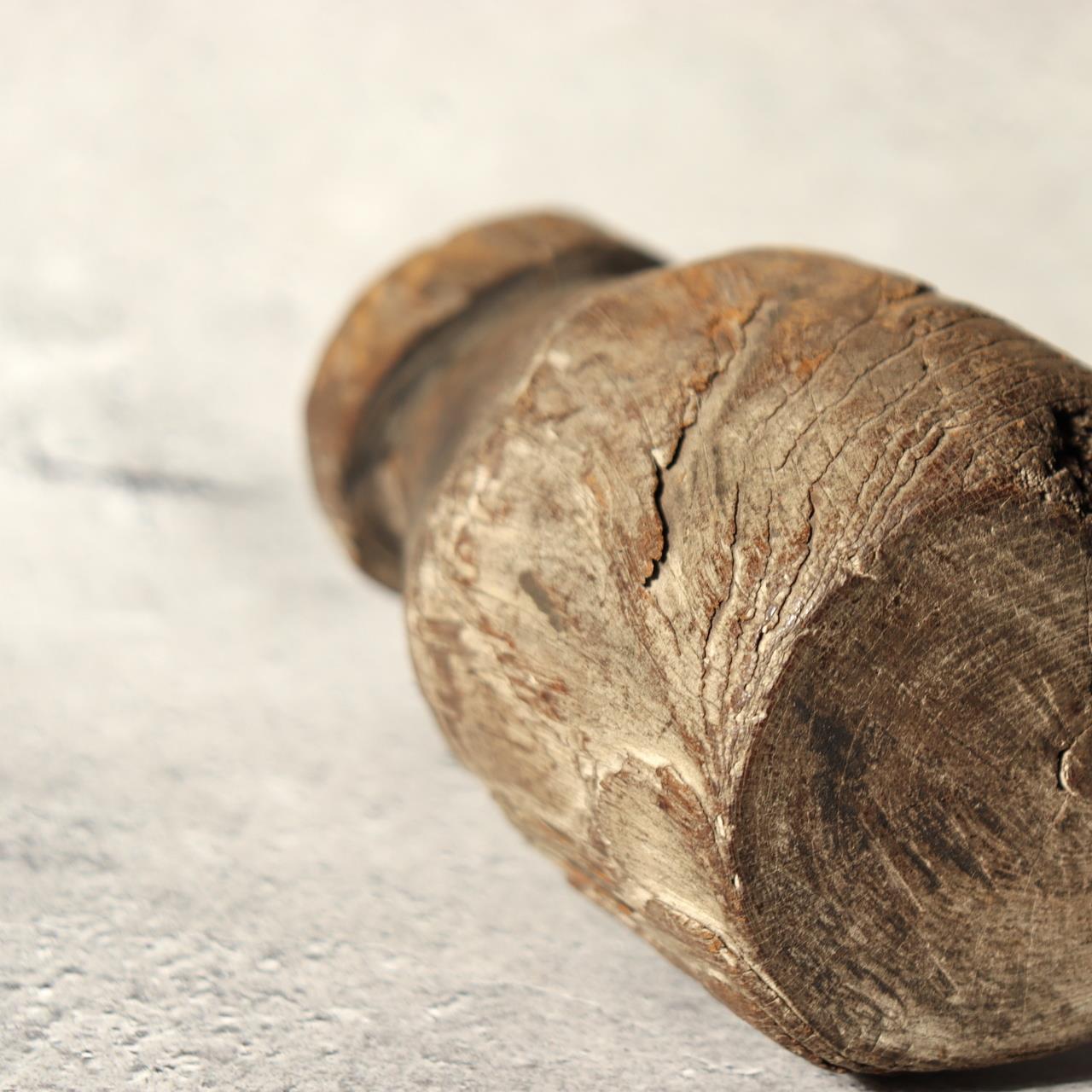 Antique Korean Wooden Loom Weight Joseon Folk Art Rustic Dry Wood Sculpture WO5112