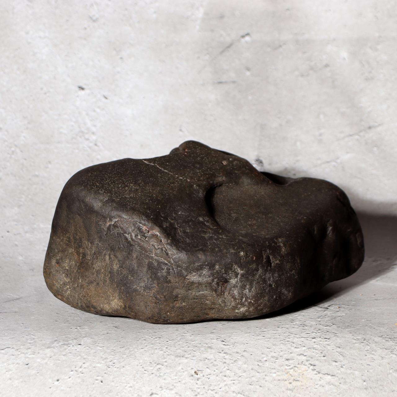 Iron Meteorite Natural Hole Sculptural Regmaglypts Space Rock Heavy 2.9kg SS2205