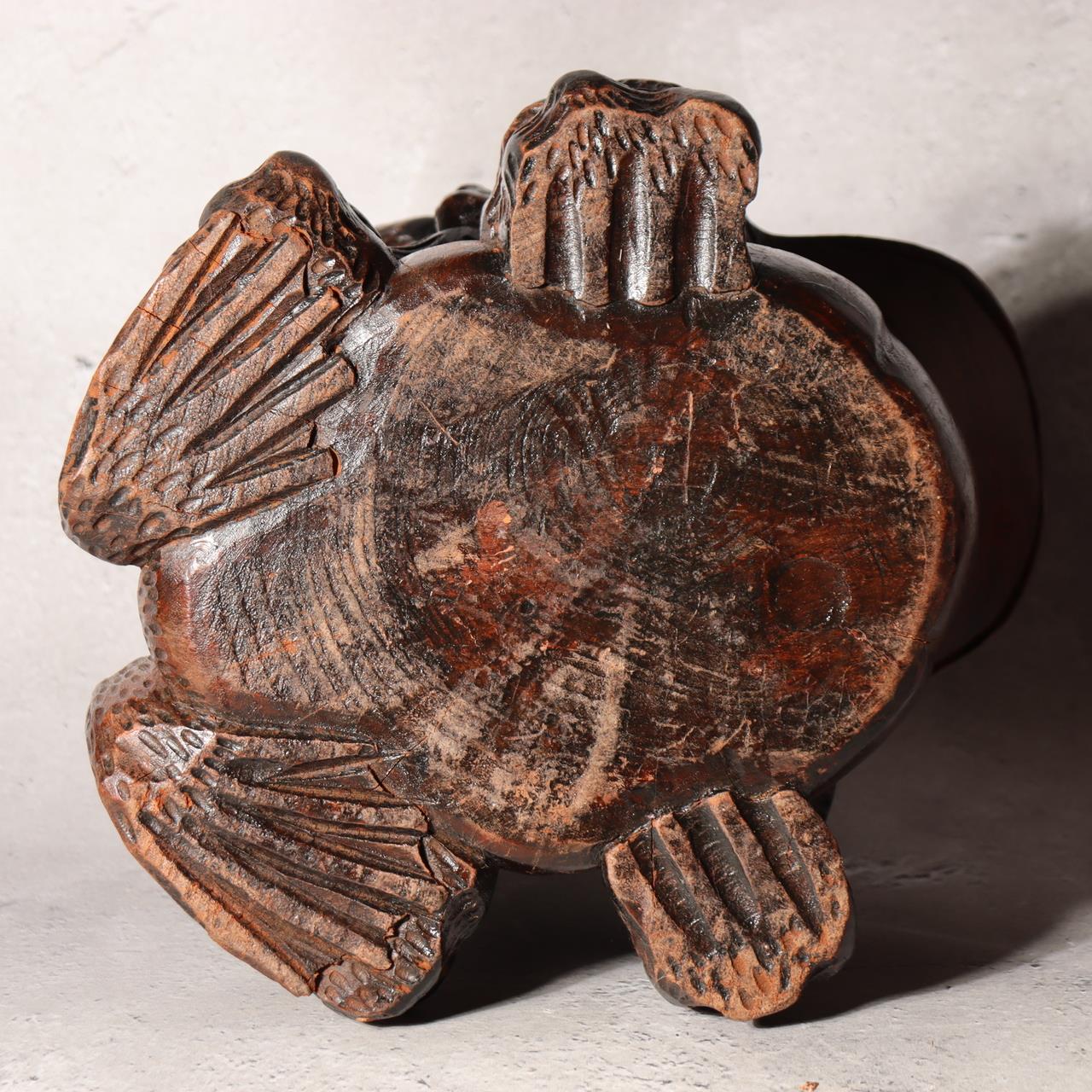 Japanese Vintage Wood Carving Toad Frog Statue Okimono Wealth Parent