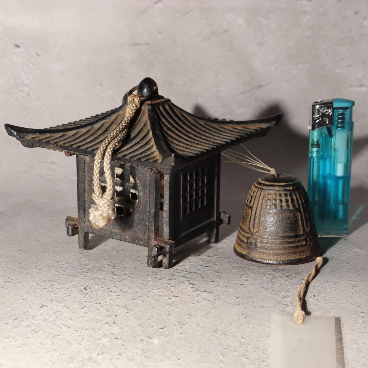 Japanese Vintage Cast Iron Wind Chime Furin Temple Lantern Bell Rustic BOS9950