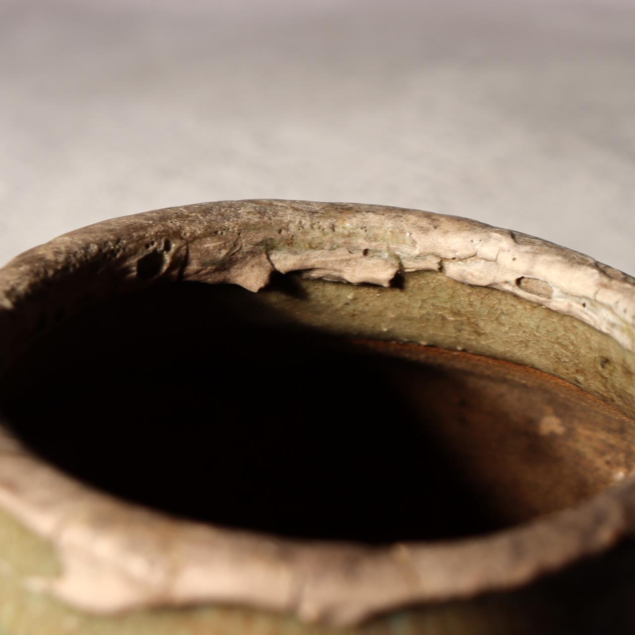 Antique Japanese Kyushu Pottery Jar Tsubo Green Ash Glaze Edo Era Wabi-sabi18