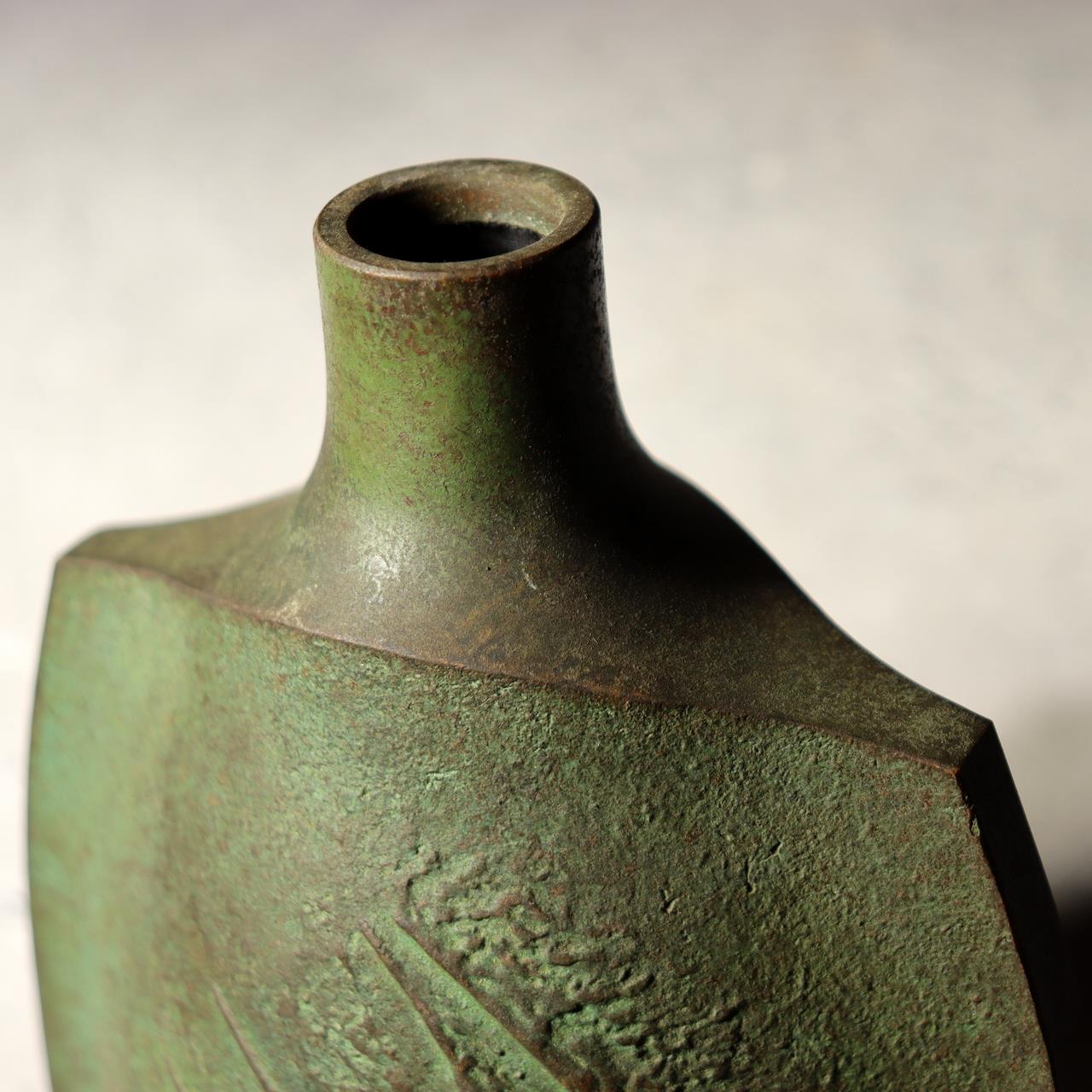 Japanese Vintage Bronze Flower Vase Ikebana Crane Bird Green Patina 18.5cm BV7169
