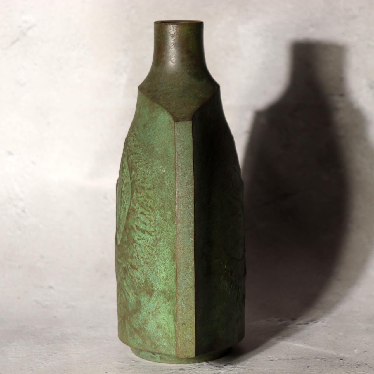 Japanese Vintage Bronze Flower Vase Ikebana Crane Bird Green Patina 18.5cm BV7163