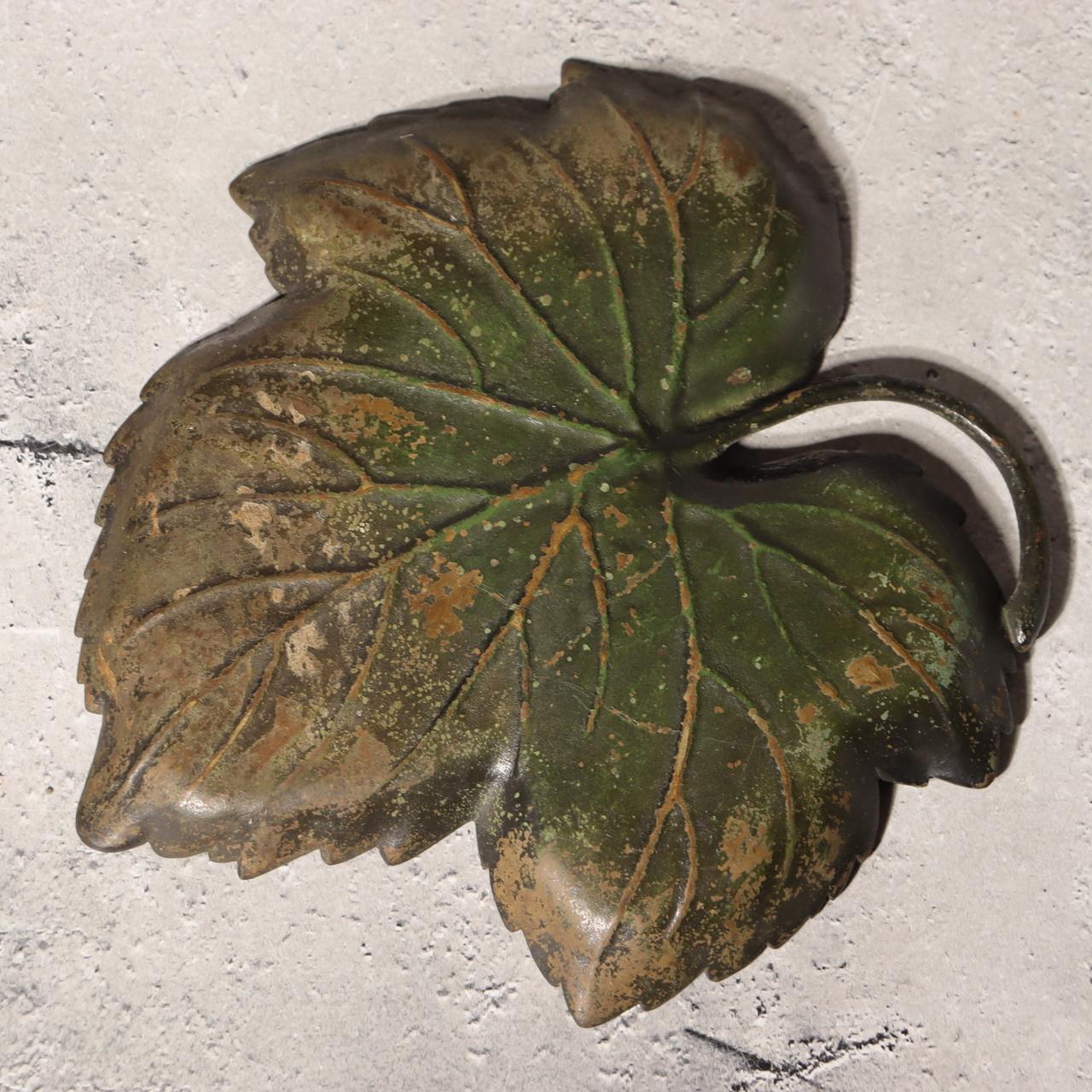 Japanese Vintage Bronze Leaf Plate Tray Grape Vine Verdigris Patina 20cm BOSa035