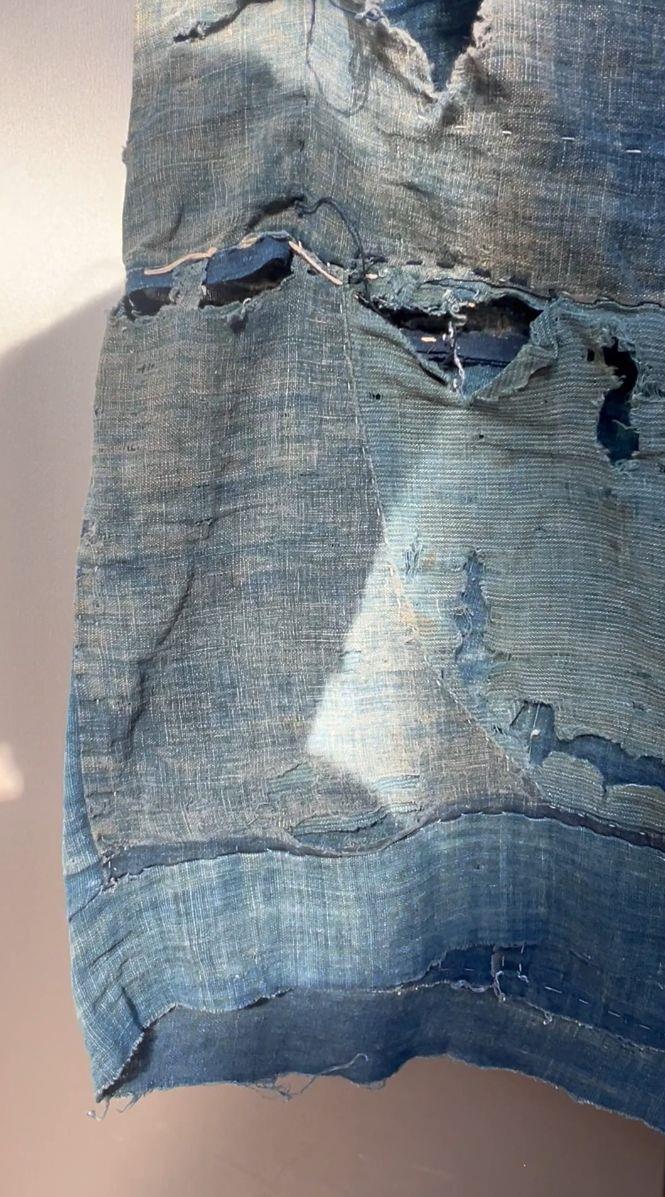 Authentic Japanese Antique BORO Indigo Patchwork Textile Moon Motifs Folk Cloth15