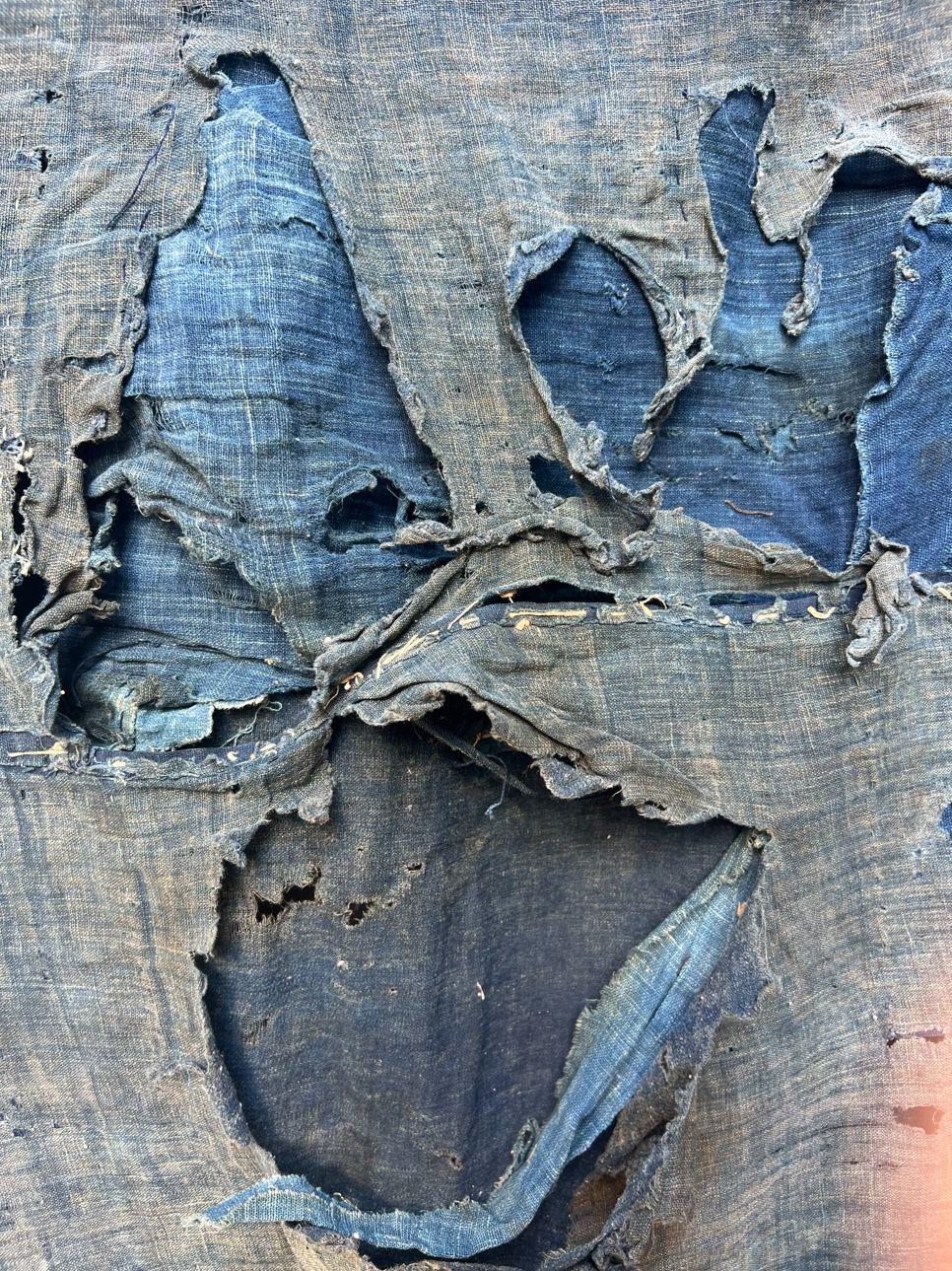 Authentic Japanese Antique BORO Indigo Patchwork Textile Moon Motifs Folk Cloth2