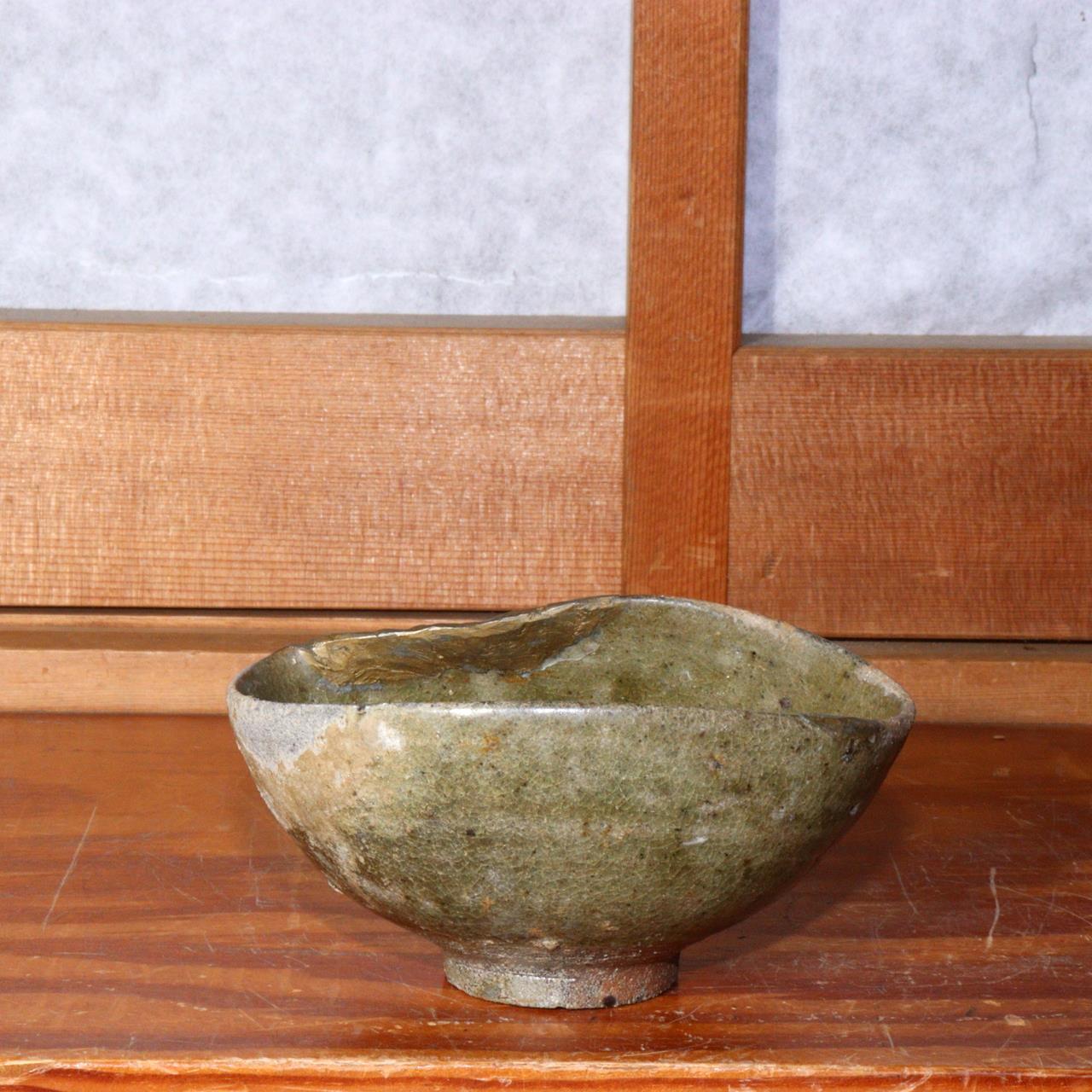 Japanese Antique Ao Karatsu pottery Tea bowl Early 17th century PCP190