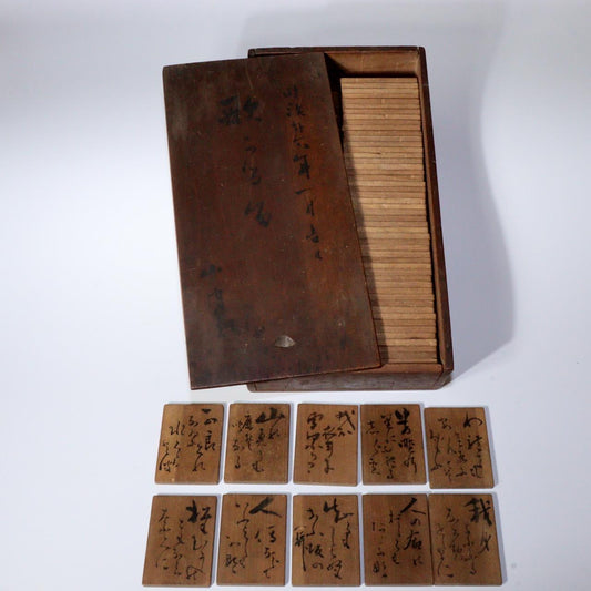 Japanese Antique wooden Karuta card game Tohoku region w / box WO351