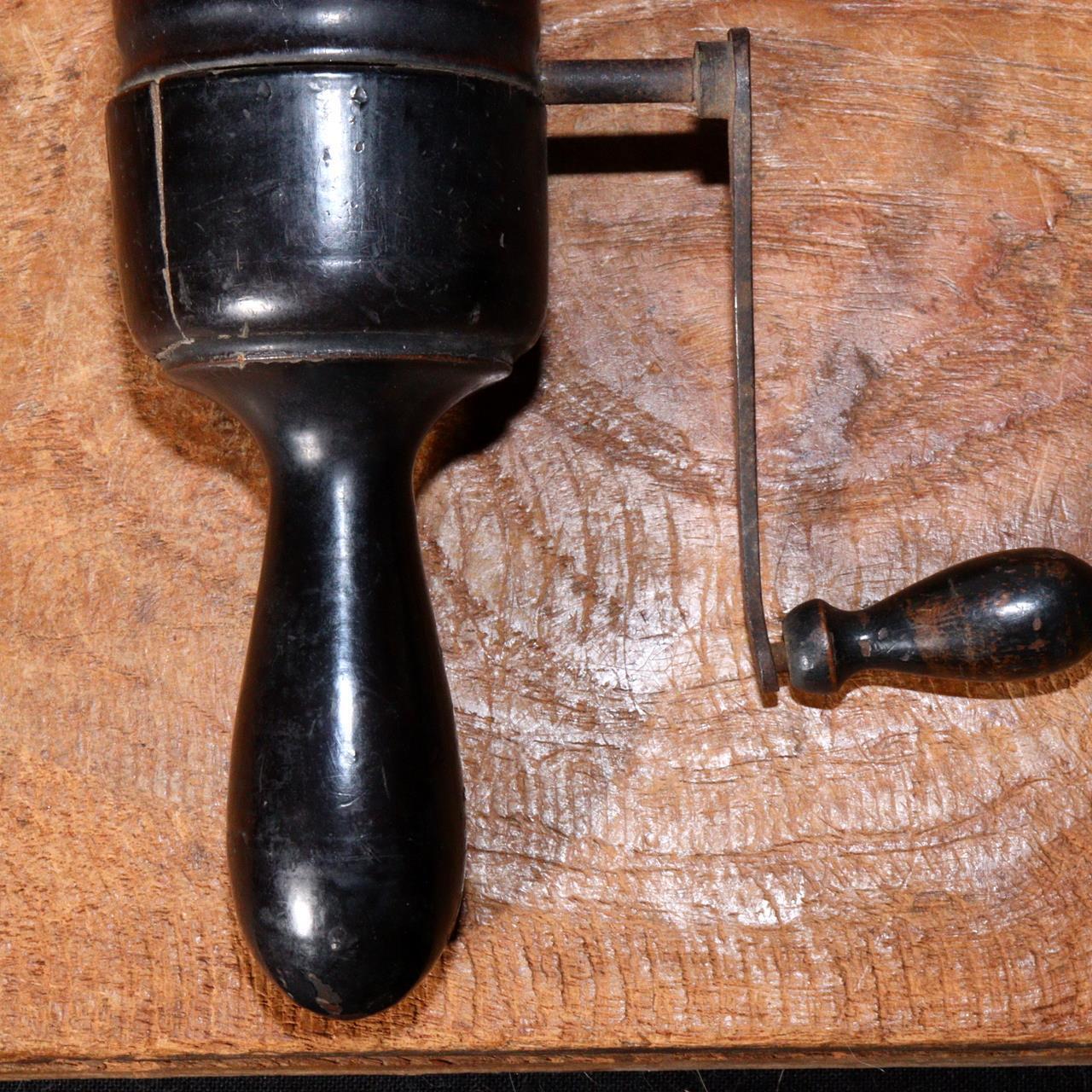 Japanese Vintage Wooden Hand Crank Vibrator Massager Manual Showa stylish VG339