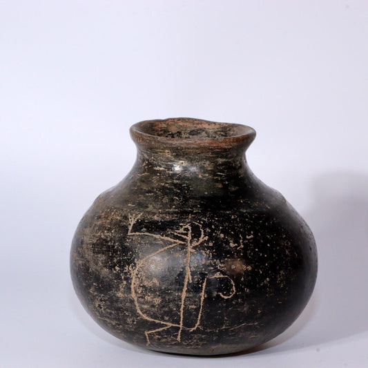 Pre-Inca South American Pottery with Unique Line Engraving vase Jar Antique MV13