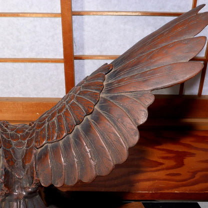 Japanese Iron Hawk figurine Ornament BOS771