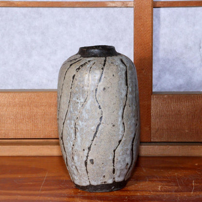 Japanese Pottery Ceramic Vase Contemporary art signed Tamba ware PV219