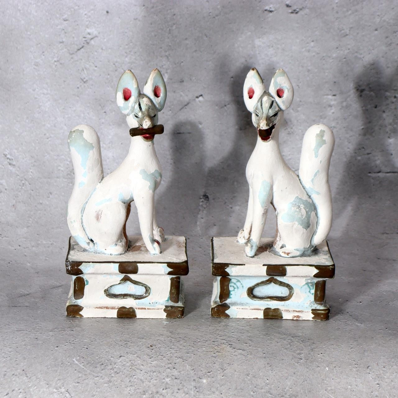 Pair of Vintage Japanese Clay Inari Fox Statues Traditional Gofun Finish Temple4